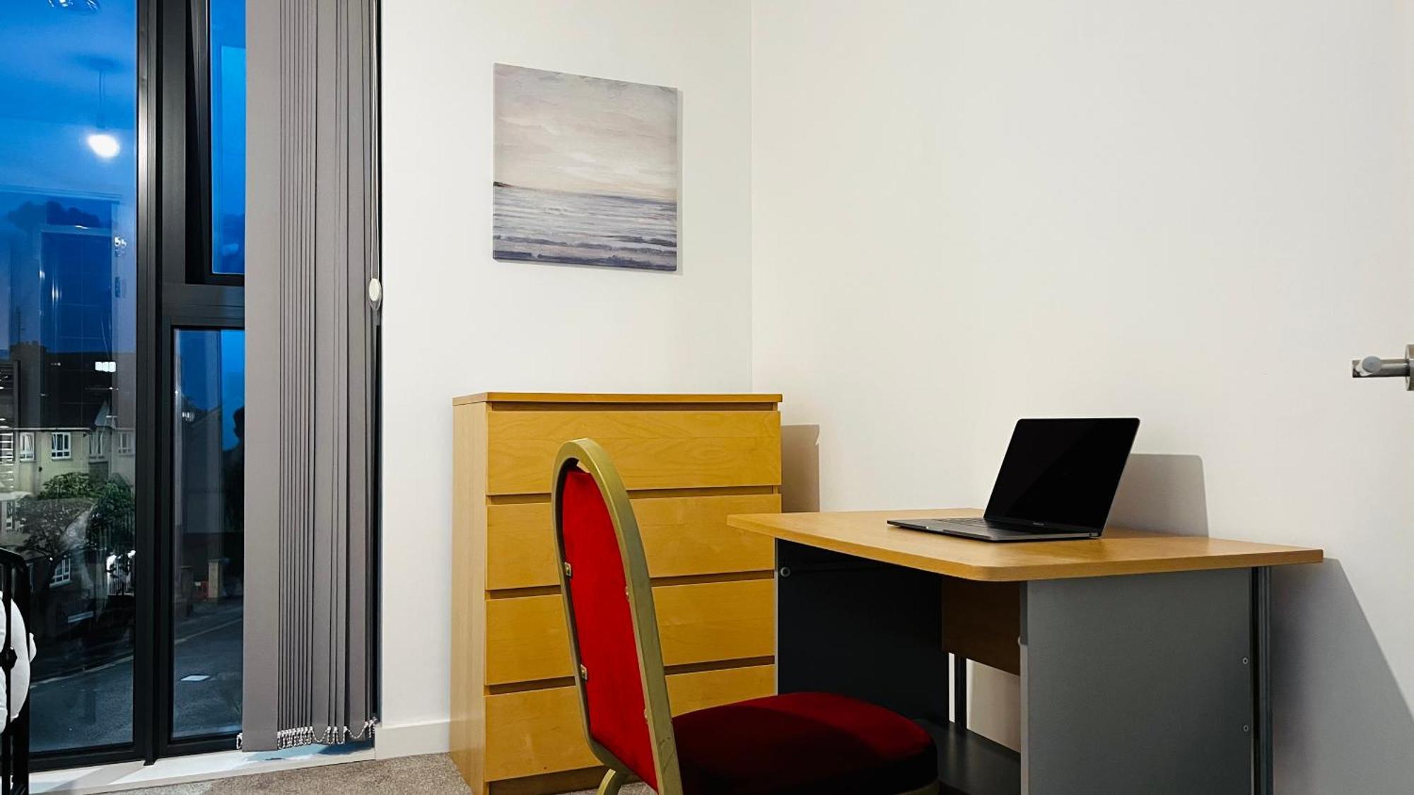 Last-Minute Specials L Book It Now L Sleeps Up To 4 L 2 Bed 2 Bath - Gym - Prime Birmingham Location L Jvt Short Lets Zewnętrze zdjęcie
