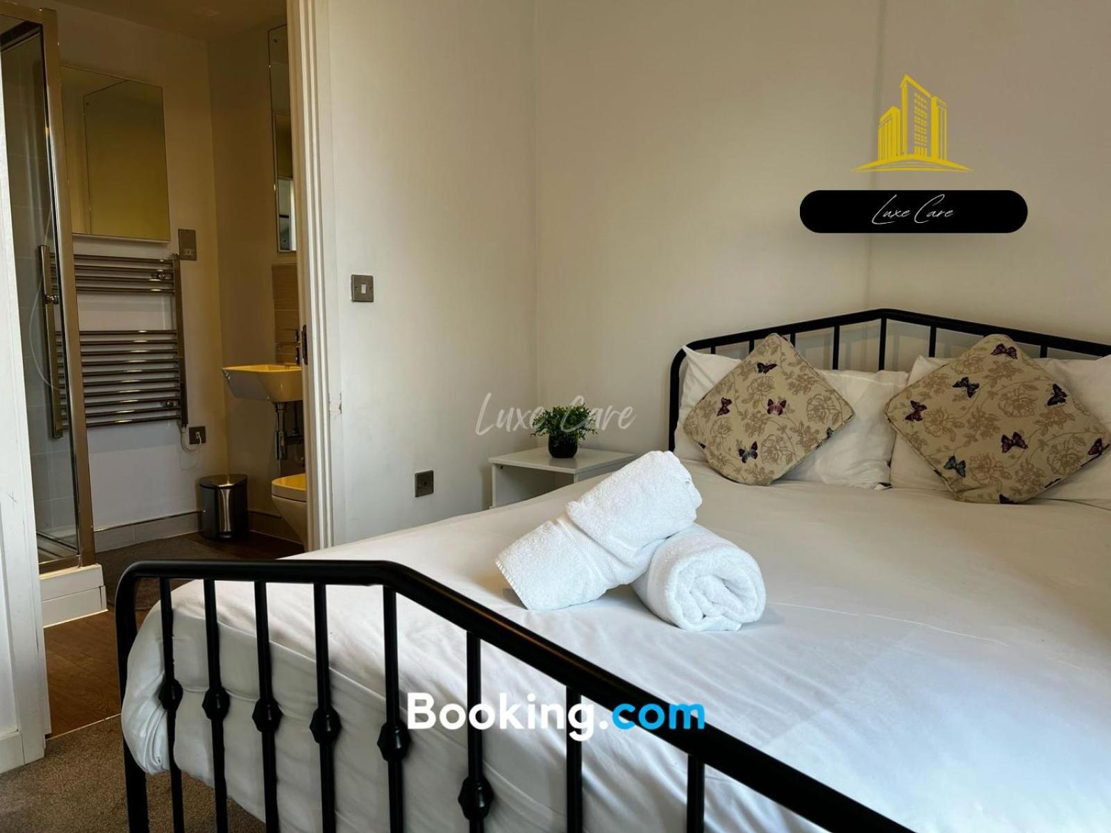 Last-Minute Specials L Book It Now L Sleeps Up To 4 L 2 Bed 2 Bath - Gym - Prime Birmingham Location L Jvt Short Lets Zewnętrze zdjęcie