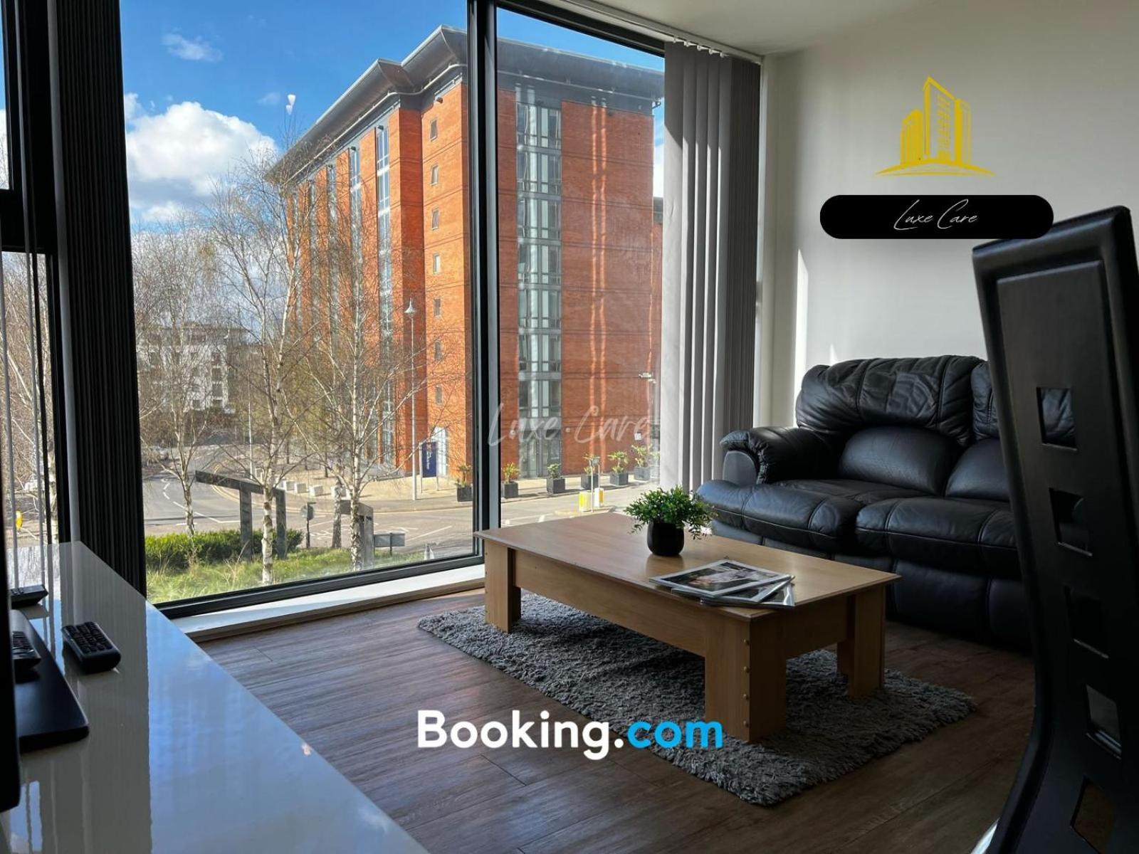 Last-Minute Specials L Book It Now L Sleeps Up To 4 L 2 Bed 2 Bath - Gym - Prime Birmingham Location L Jvt Short Lets Zewnętrze zdjęcie